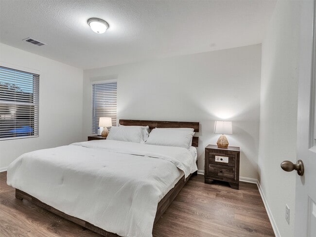 property at 405 Magnolia Ln