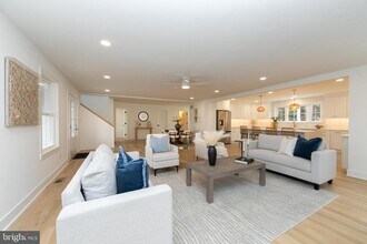 371 Kresson Rd in Cherry Hill Township, NJ - Building Photo - Building Photo