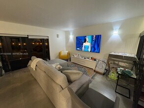 7119 SW 105th Ct in Miami, FL - Building Photo - Building Photo