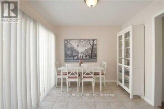 3259 High Springs Crescent in Mississauga, ON - Building Photo - Building Photo