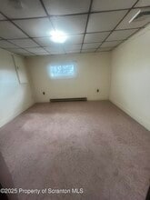 9-15 Line St in Throop, PA - Building Photo - Building Photo