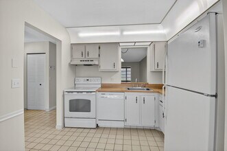 6785 Moonlit Dr in Delray Beach, FL - Building Photo - Building Photo