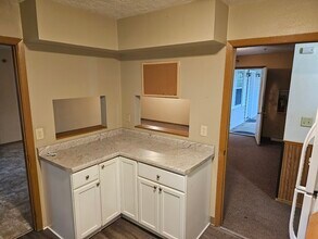 531 Lakeshore Ct in Weyauwega, WI - Foto de edificio - Building Photo