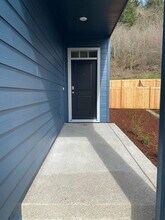 9442 N Chestnut St in Camas, WA - Building Photo - Building Photo
