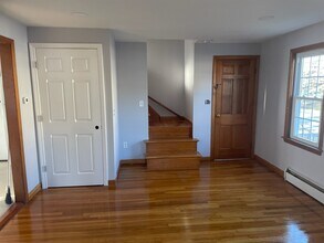 405 High St, Unit A in Hampton, NH - Building Photo - Building Photo