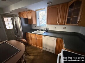 60 Haines St in Medford, MA - Building Photo - Building Photo