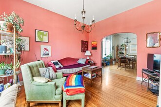 2711 W Julia Ct in Chicago, IL - Building Photo - Building Photo