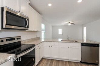 14016 Brandy Gilley Ln in Elgin, TX - Building Photo - Building Photo