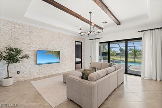 2067 Antigua Ln in Naples, FL - Building Photo - Building Photo