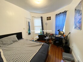 33 Edison Grn, Unit 1 in Boston, MA - Building Photo - Building Photo