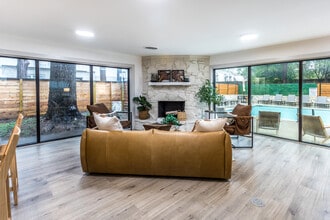 The Garden District Apartments in Germantown, TN - Building Photo - Interior Photo