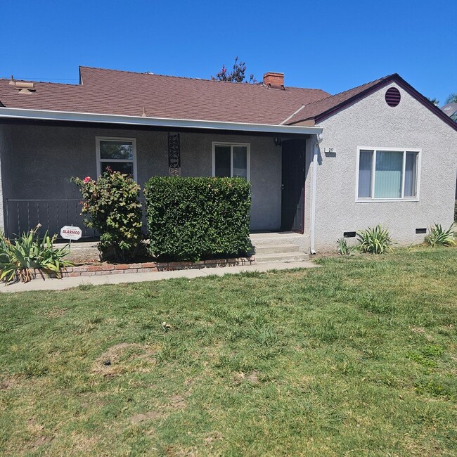 property at 217 El Vista Ave