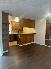 9568 Easter Way in San Diego, CA - Building Photo - Building Photo