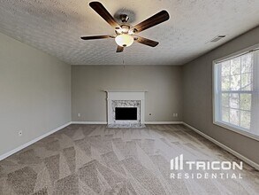 65 Cascade Ct in Covington, GA - Building Photo - Building Photo
