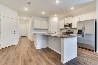 131 Tofalla in Kyle, TX - Building Photo - Building Photo