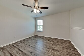 22562 Valley Canyon in Porter, TX - Building Photo - Building Photo