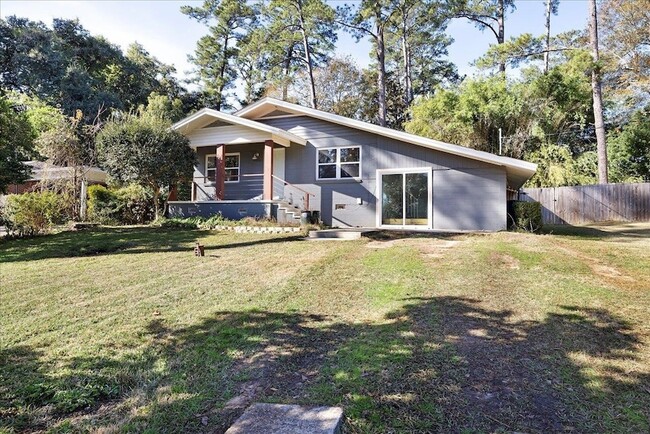 1522 Kuhlacre Dr in Tallahassee, FL - Building Photo - Building Photo