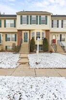 5257 Earles Ct in Frederick, MD - Building Photo