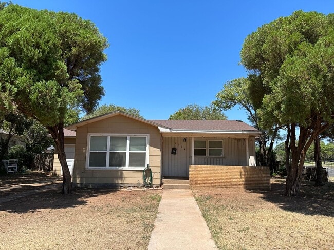 property at 2504 44th St