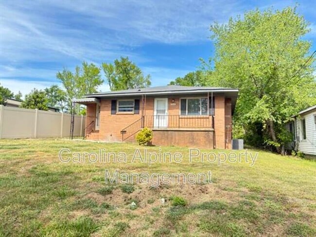 property at 1320 Kenly St