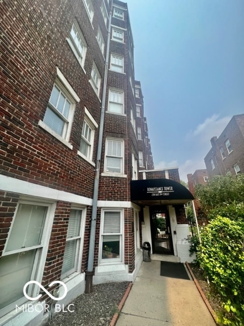 property at 230 E 9th St