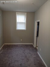 4028 Belle Grove Rd, Unit B in Baltimore, MD - Foto de edificio - Building Photo