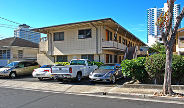 1227 Kamaile St in Honolulu, HI - Building Photo - Building Photo