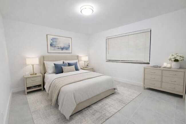 8657 SW 5th St, Unit 201 in Pembroke Pines, FL - Building Photo - Building Photo