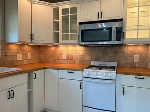 20134 James Monroe Hwy in Leesburg, VA - Building Photo - Building Photo