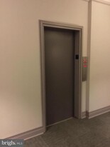 1615 Q St NW in Washington, DC - Building Photo