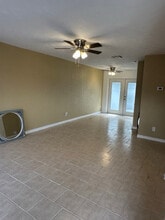 6760 Prutzman Rd in Beaumont, TX - Building Photo - Building Photo