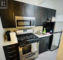 426 Markham St in Toronto, ON - Building Photo