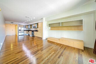 1234 Wilshire Blvd in Los Angeles, CA - Building Photo - Building Photo