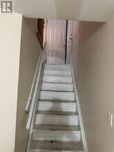 202 Fernforest Dr in Brampton, ON - Building Photo - Building Photo