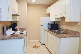3309 E Interstate Highway 2, Unit 4000 in Donna, TX - Foto de edificio - Building Photo