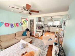 33 Harriet St, Unit 2 in Boston, MA - Building Photo - Building Photo