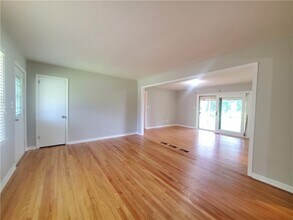 3263 Doyle Ln SW in Marietta, GA - Building Photo - Building Photo