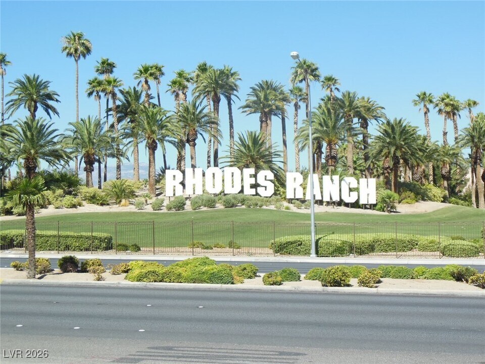 334 Cart Crossing Way in Las Vegas, NV - Building Photo