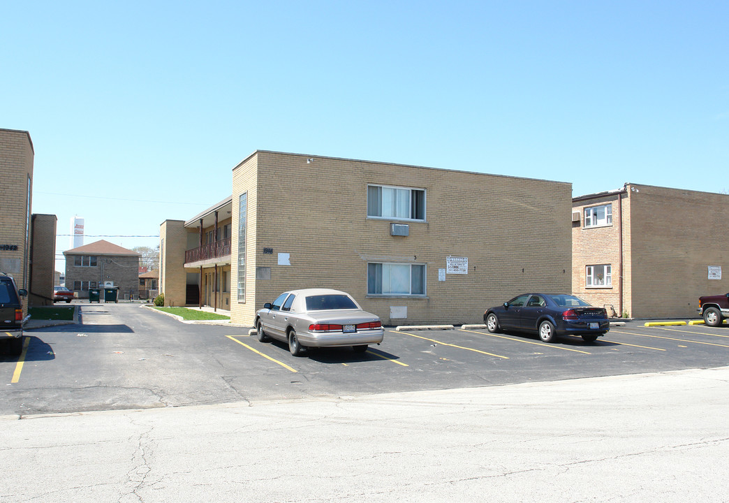 1948 N 17th Ave in Melrose Park, IL - Building Photo