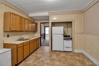 314 Abbott Rd in Buffalo, NY - Building Photo - Building Photo