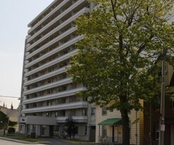 Skyline in Kingston, ON - Building Photo
