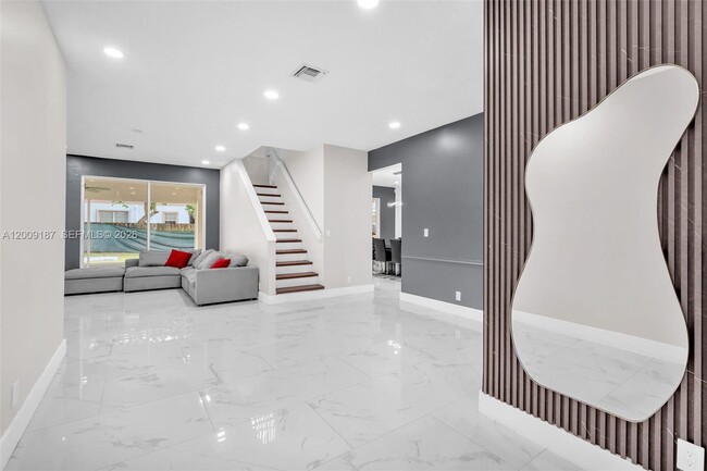 5040 Willow Pond Rd W in West Palm Beach, FL - Building Photo - Building Photo