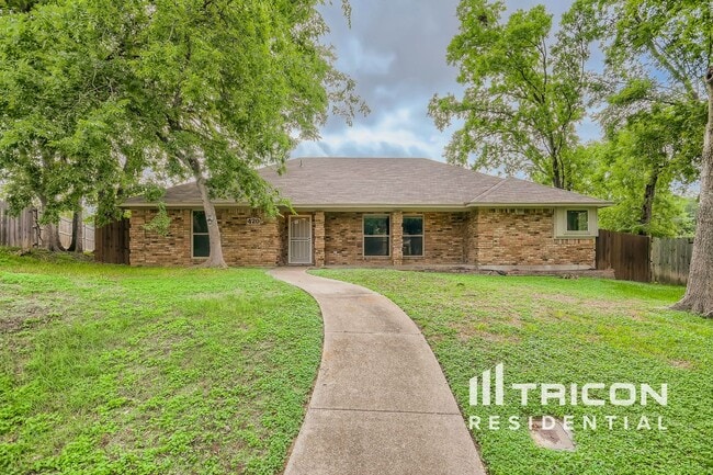 420 Hillcroft Cir in Duncanville, TX - Building Photo - Building Photo