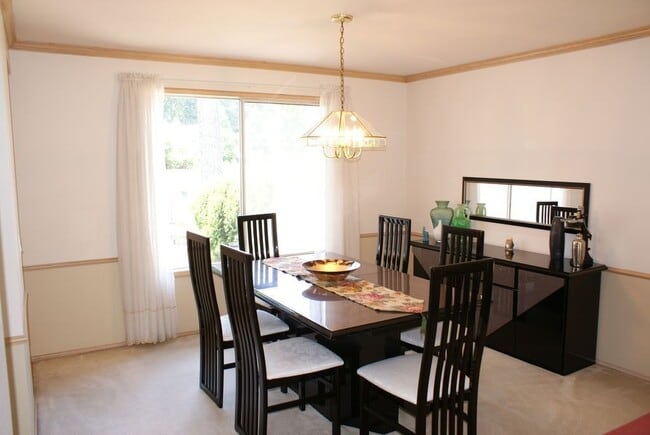 33501 11th Pl SW in Federal Way, WA - Building Photo - Building Photo