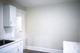 313 E St Joseph St in Lansing, MI - Building Photo - Building Photo