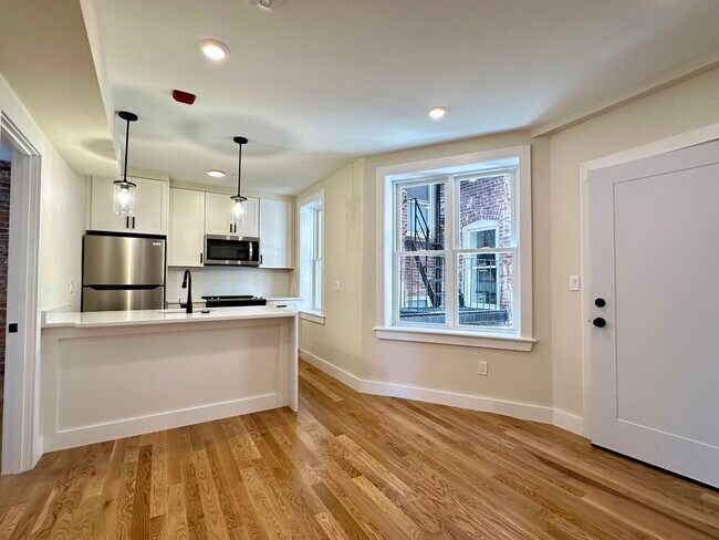 66 N Margin St, Unit 64 #5F in Boston, MA - Foto de edificio - Building Photo