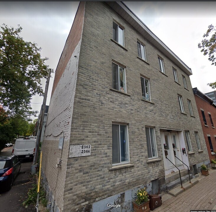 2354-2364 Rue Magnan in Montréal, QC - Building Photo