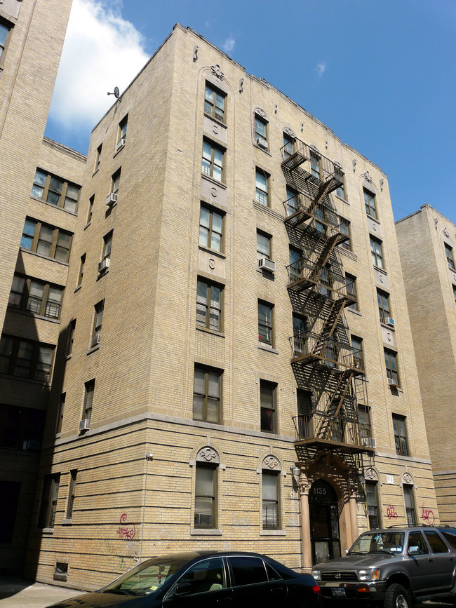 1153 Boynton Ave in Bronx, NY - Foto de edificio - Building Photo