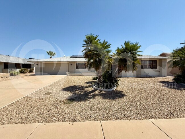 12810 W Blue Bonnet Dr in Sun City West, AZ - Building Photo - Building Photo