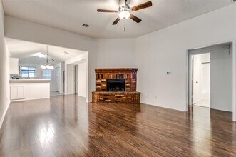 7829 Cardinal Ct in North Richland Hills, TX - Building Photo - Building Photo